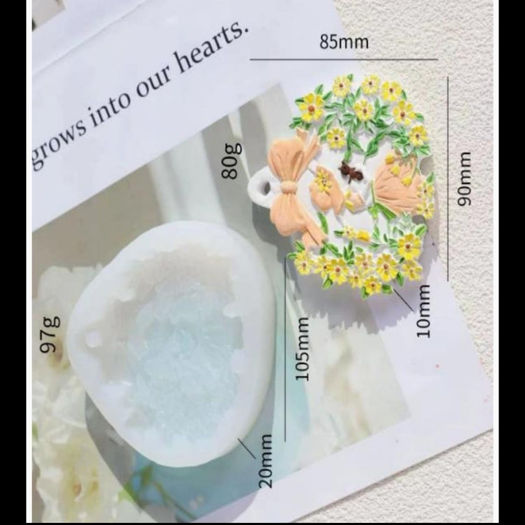 SNOOGG Floral Heart Wreath Silicone Mold for Epoxy Resin Eco Gypsum Alternate to Jesmonite Casting Soap Making DIY Decorative Plaque Wall Hanging Craft Projects