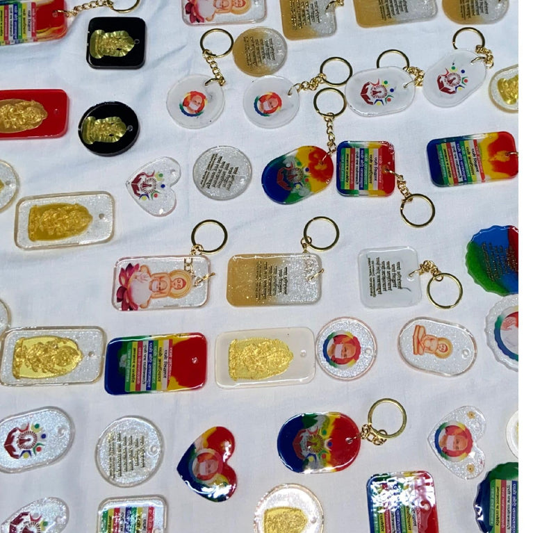 snoogg 2 2 5 inch jainism lord mahavira belier theme epoxy ultra clear resin art key chains