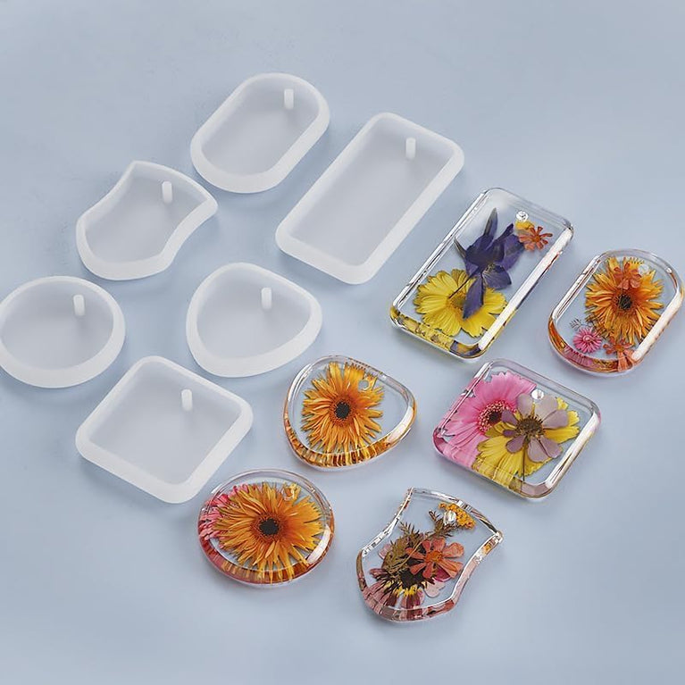 SNOOGG 24 Pcs Epoxy Resin Keychain Molds Set of 4-24 PIECE 2 Inch Silicone Pendant Mould with Hole for Resin Art, Bag Charm, Jewellery Making Bulk Pack for Small Business & Workshop