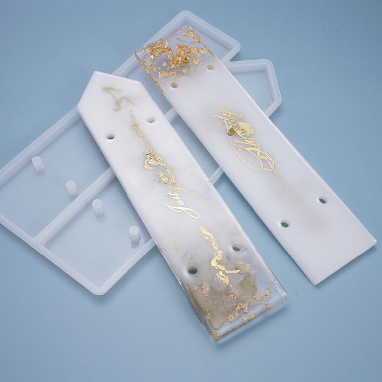 silicone resin casting name plate mould tw0 cavity