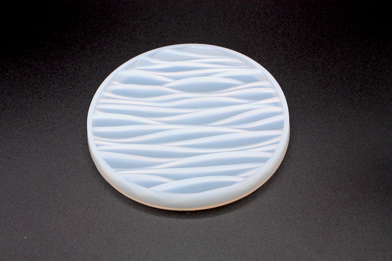 snoogg pack of 2 silicone moulds in round wv shape for epoxy resin art diy