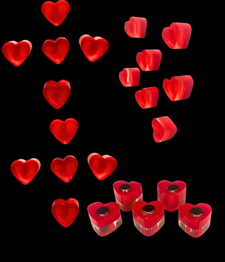 SNOOGG 20pc 3D Resin Heart 12mm Fridge Magnets: Decorative and Functional for Displaying Postcards, Journals, Invitations, Business Cards, to-Do Reminders, Sticky Notes, and Home Office Use.