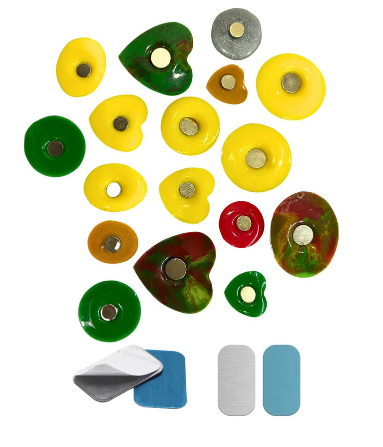 SNOOGG 3D 30 pc Pack Mix Shapes Fridge Magnet with 10 pc Metal Stickers Kids' Artwork Display, Workspace, Message Board, Science Experiments, Ideal Gift, DIY Crafts, Project