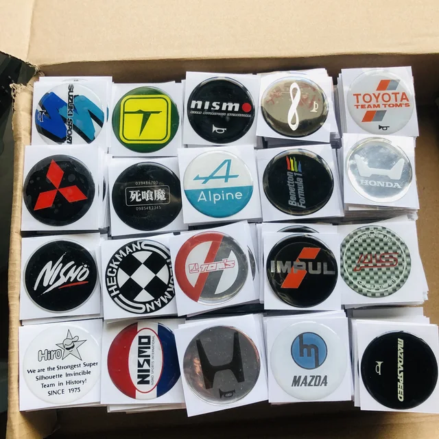 Epoxy Resin Dom Stickers with 3M Glue backing. Diamond clarity. Great for Logos, high Light, Names etc available Size 1 inch, 1.5 inch and 2 inch. Pack of 10