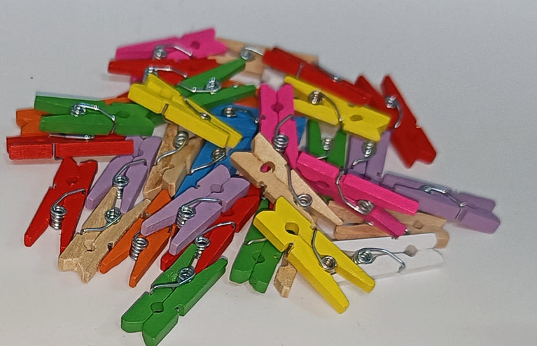 HIGH quality colou coated wood clips for DIY and art Project. 25 pc pack